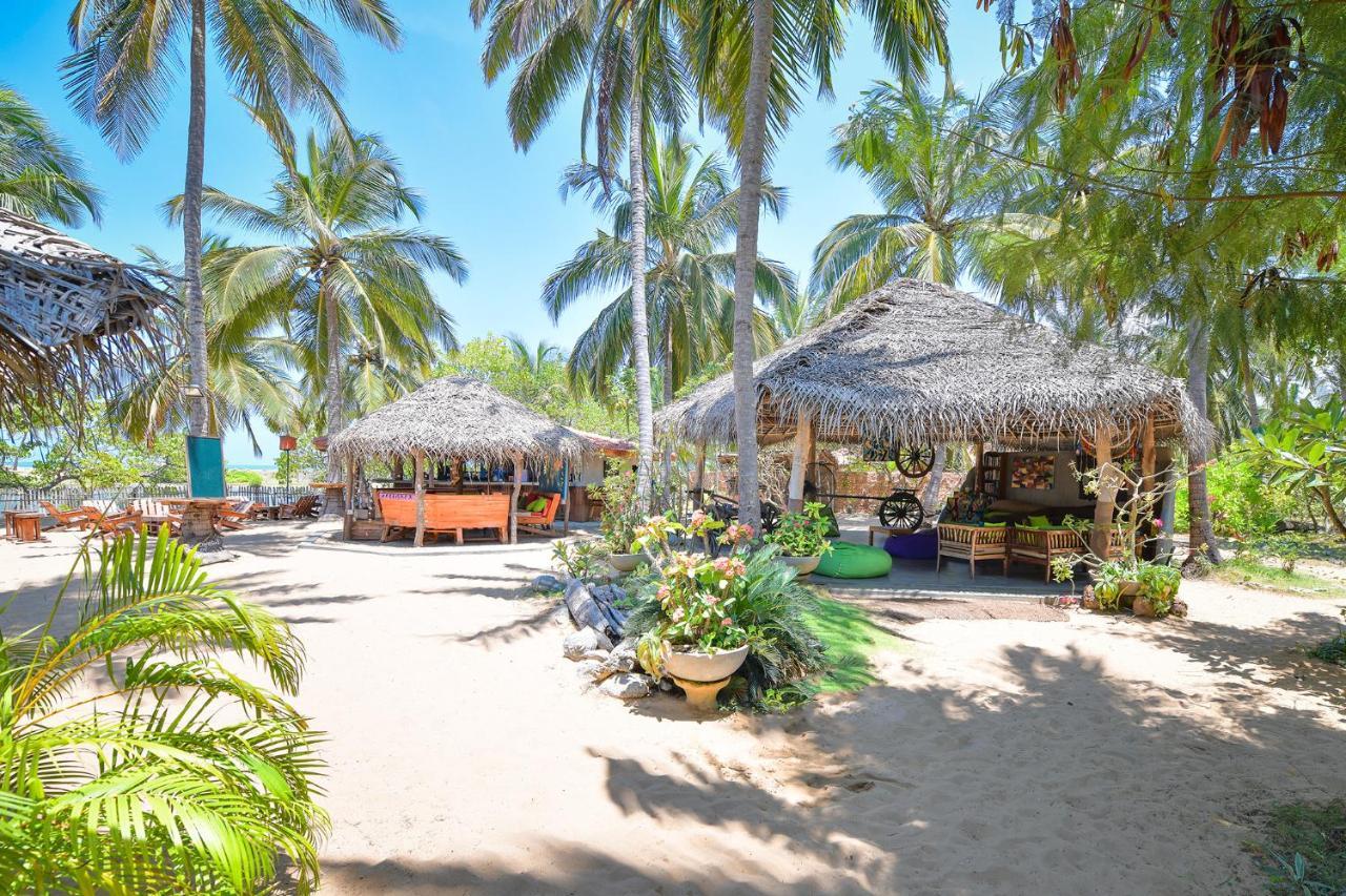 Kitesurfing Lanka Hotel Kalpitiya Exterior foto